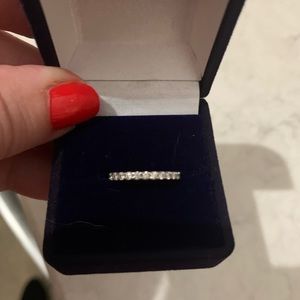 14k Diamond Band WG~